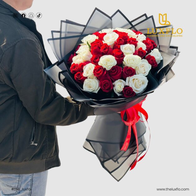 Romantic Embrace-LXF-1288