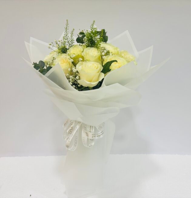 White Elegance Bouquet-LXF-1462